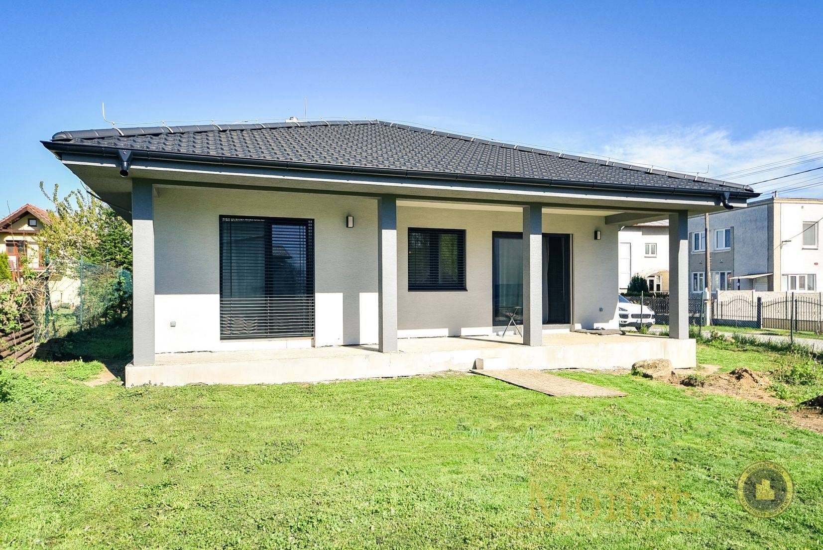 Na predaj: moderný 4-izbový bungalov v obci Nižná Myšľa